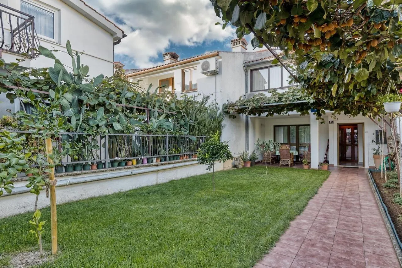 Apartment Lucijan Porec